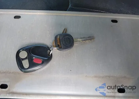 2002 Chevrolet Avalanche 2500 z USA, uszkodzony, nr VIN 3GNGK23G02G223190